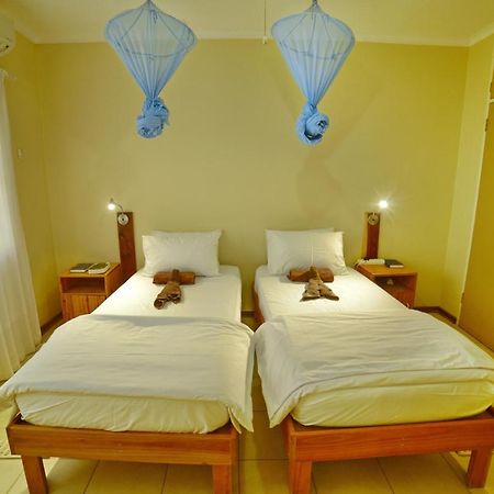 Brandberg Rest Camp Hotel Uis Ngoại thất bức ảnh