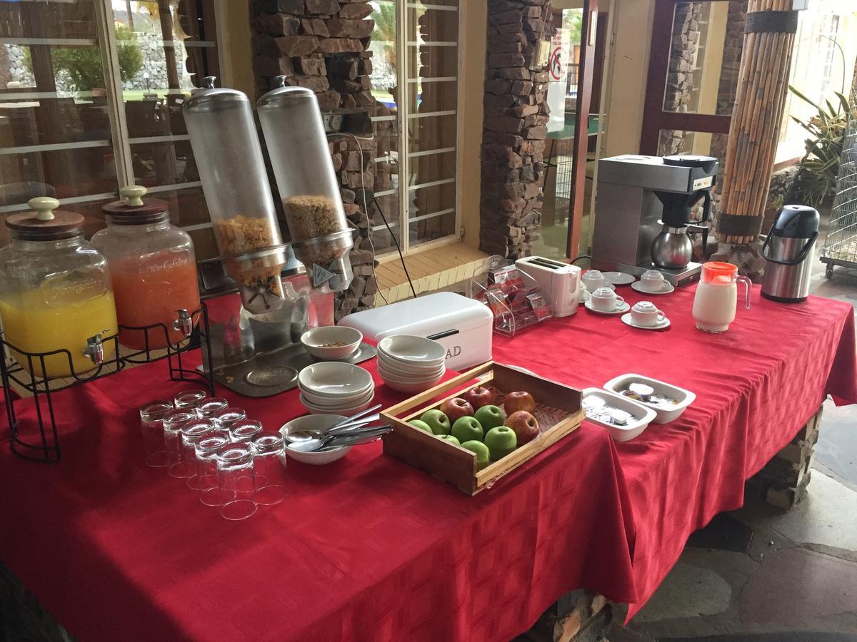 Brandberg Rest Camp Hotel Uis Ngoại thất bức ảnh
